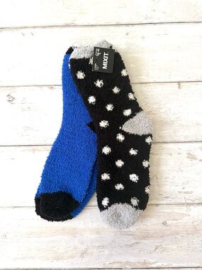 Unisex Fluffy Fuzzy Winter Cozy Socks Bundle Set of 2 Pair Black Blue NEW